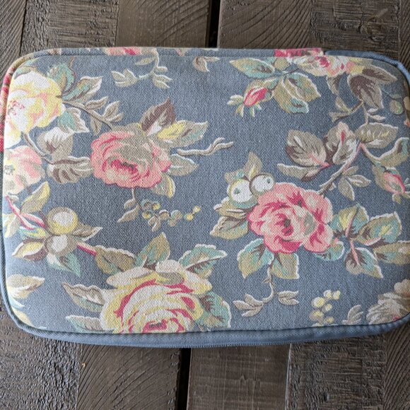 Kayond Travel Laptop Tablet Zippered Bag Multiple Pockets NWOT - Picture 2 of 6